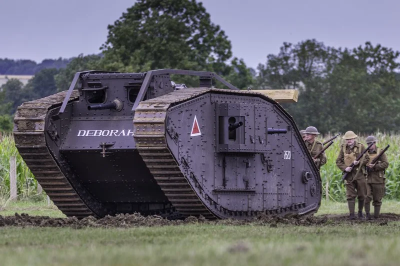 ۱۲ تانک تعیین کننده و تاثیرگذار تاریخ نظامی جهان؛ از M4 Sherman تا Renault FT-17