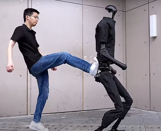 دانشمندان از قدرتمندترین ربات انسان نمای همه منظوره جهان رونمایی کردند