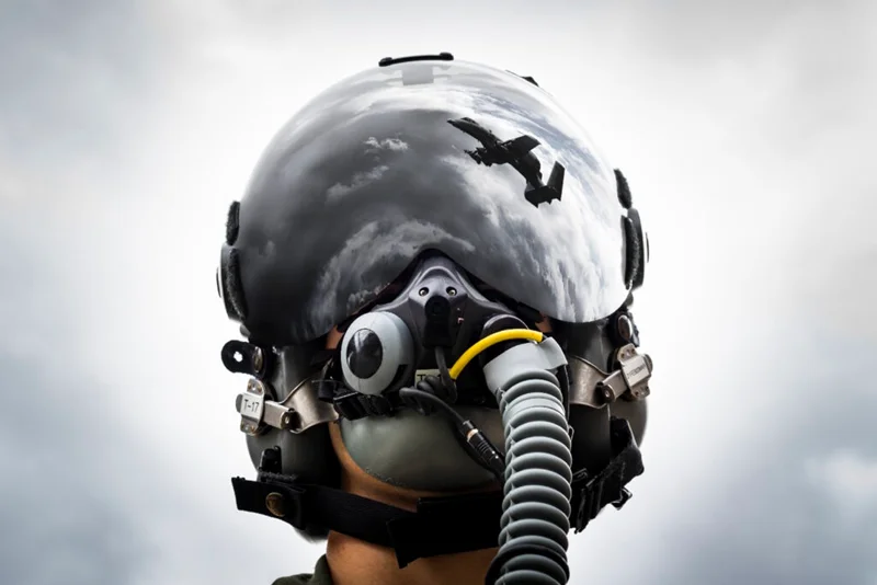 ۵ نکته جالب در مورد نمایشگرهای هدآپ در هواپیماهای نظامی