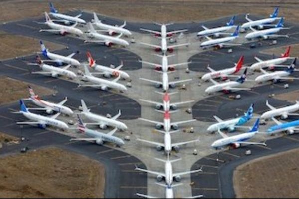 یک سوم هواپیماهای جهان زمین‌گیر هستند