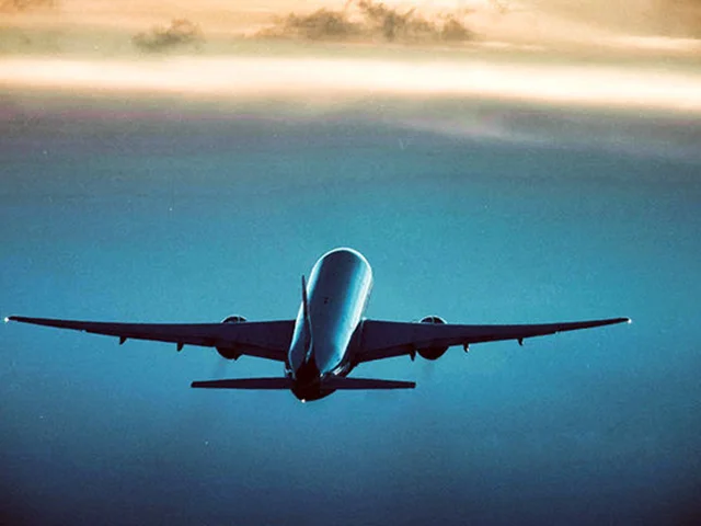طولانی‌ترین پروازها مربوط به کدام خطوط هواپیمایی است؟