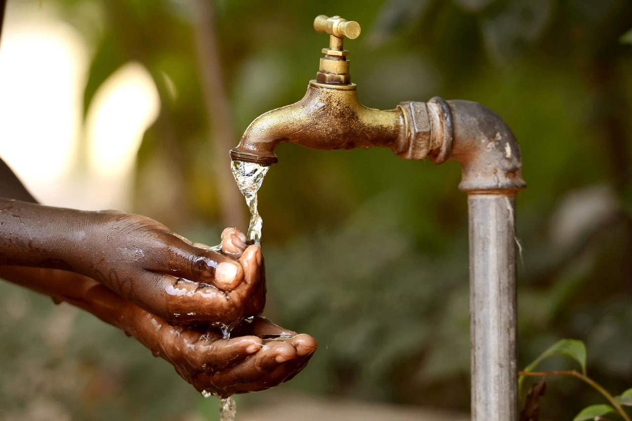 ساخت دستگاهی که آب شور را هزاران برابر سریعتر تصفیه می‌کند