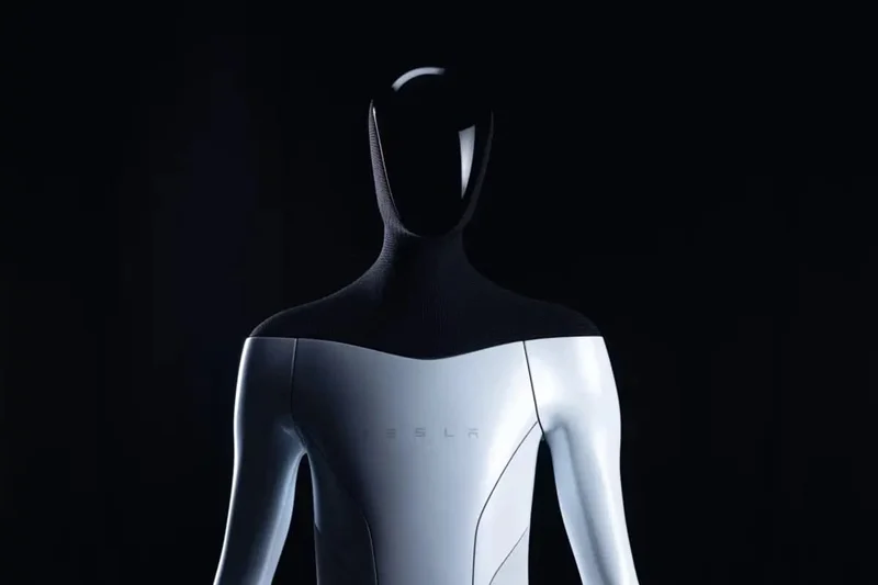 ایلان ماسک: ربات تسلا میتواند شخصیت منحصر به فرد خود را داشته باشد