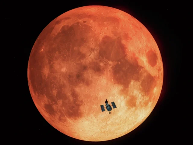 ناسا از ردپای برخورد موشکی با سطح ماه خبر می‌دهد